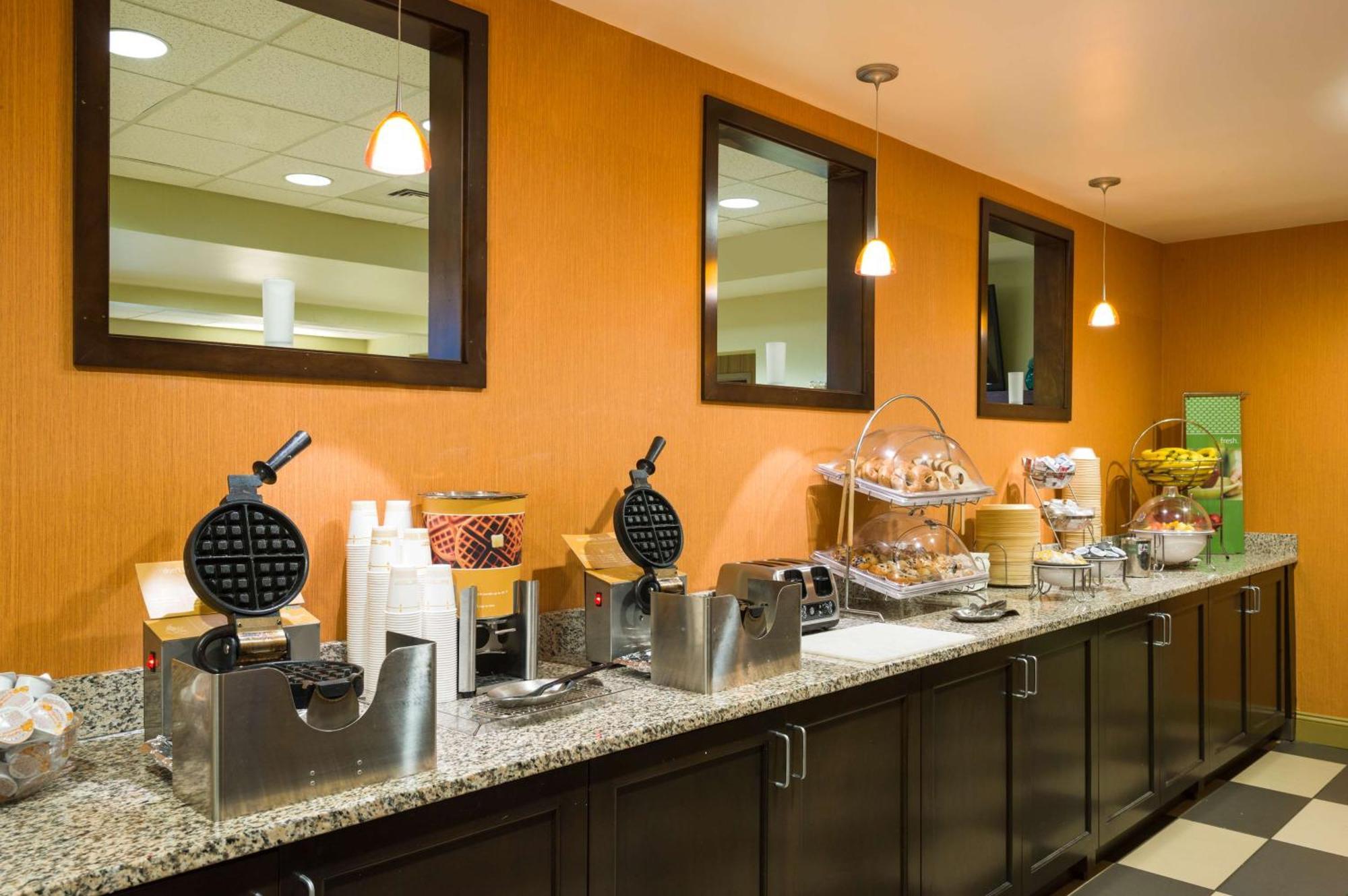 Hampton Inn Danville Eksteriør bilde