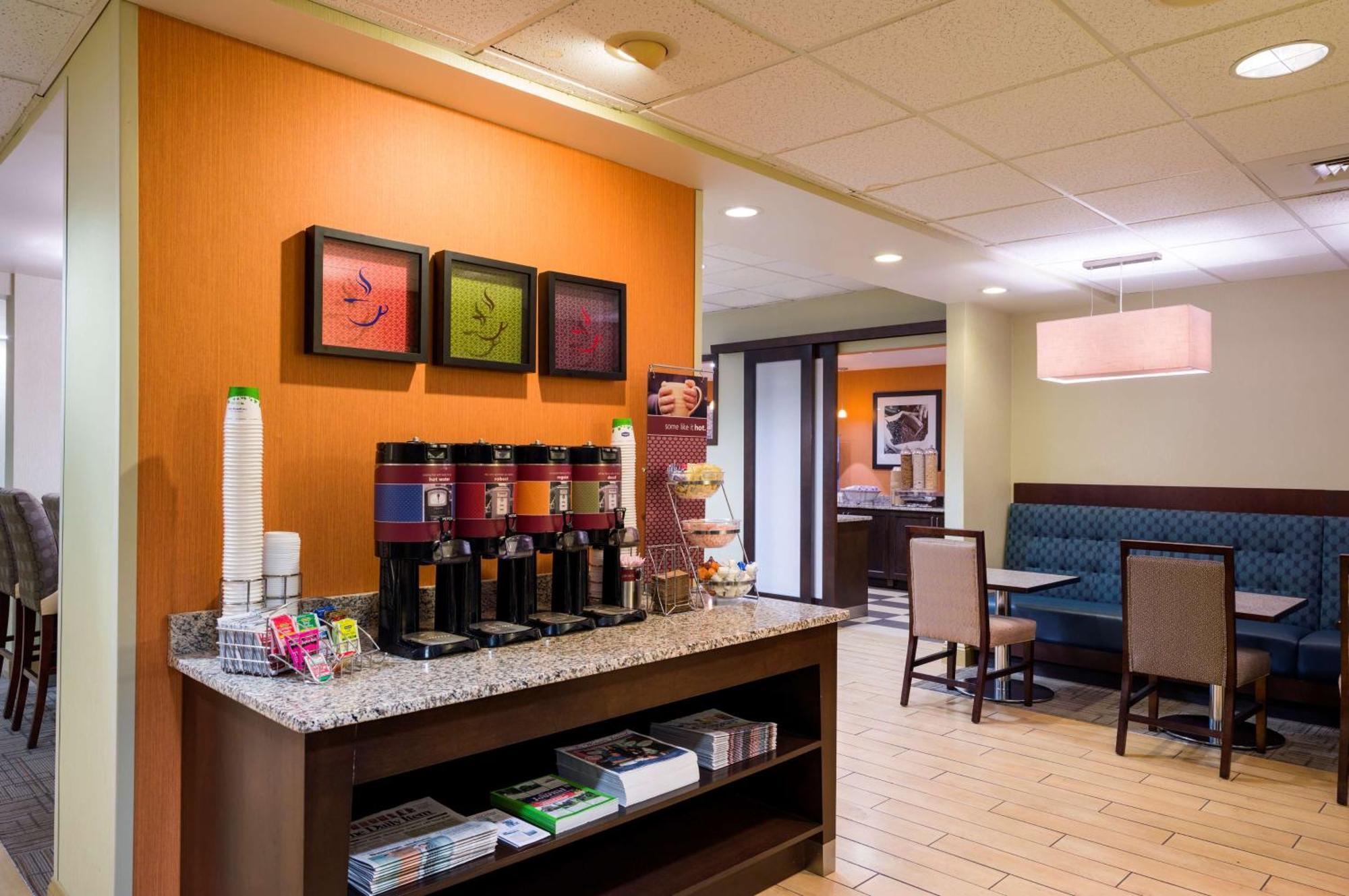 Hampton Inn Danville Eksteriør bilde