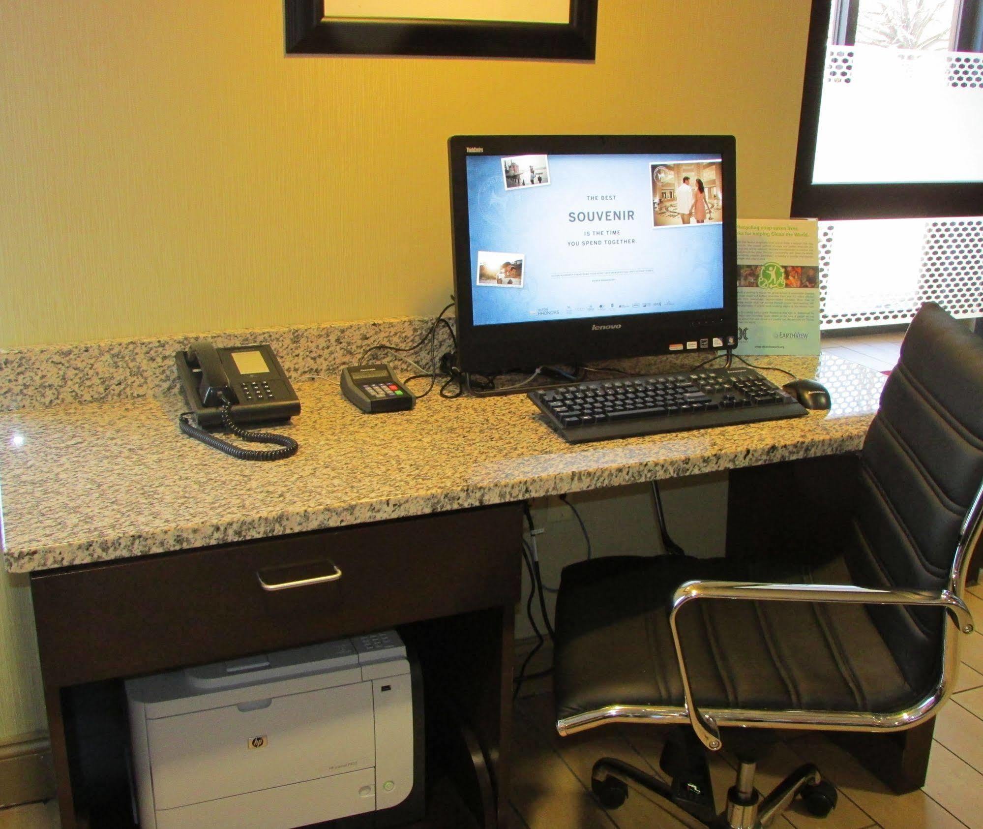 Hampton Inn Danville Eksteriør bilde